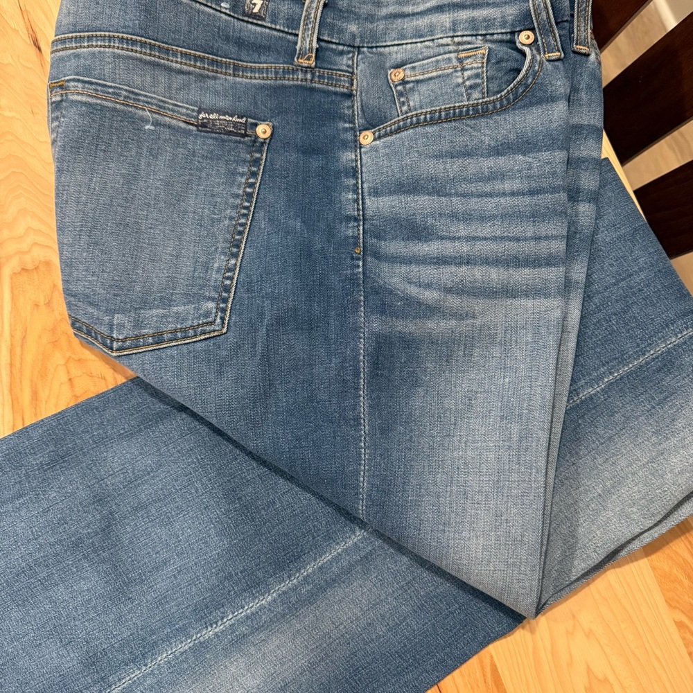 7 For All Mankind Jeans - Like New - Picture 2 of 4